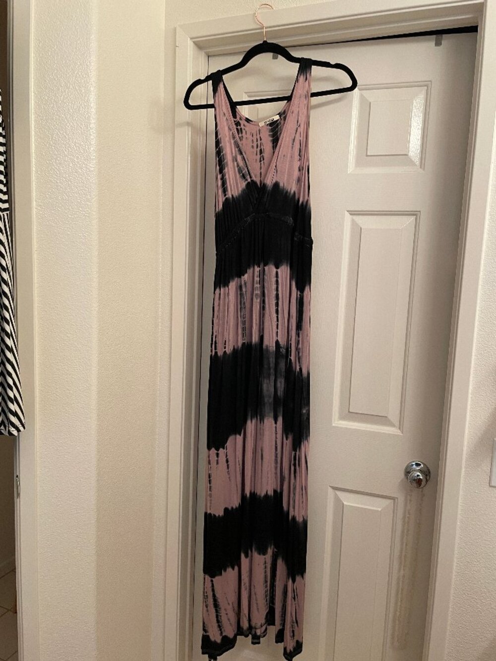 Mauve and Black Long Maxi Dress